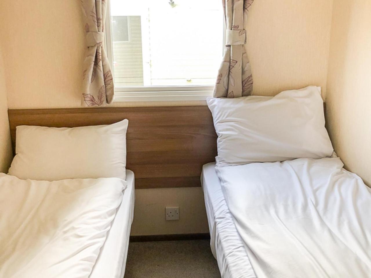 The Lakes Rookley Pokój zdjęcie Twin beds